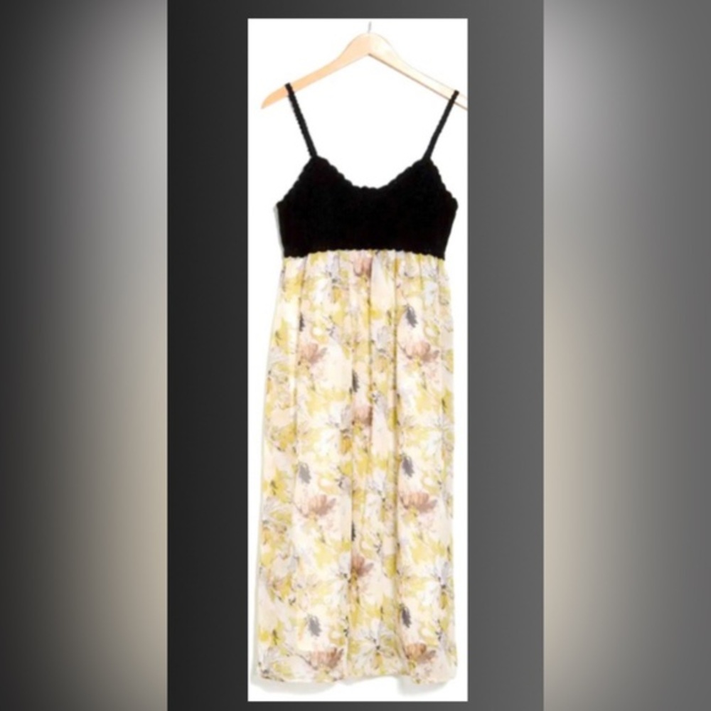 Stitchdrop Floral Maxi Dress with Black crochet bodice -  Size M